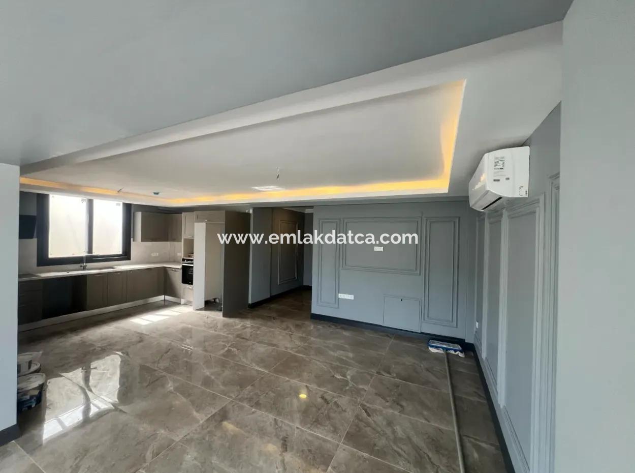 Magnificent Nature View Detached Garden With Parking Pool With Swimming Pool 3 Rooms 4 Bathrooms Ultra Luxury Villa For Sale 3 Floors In A 500M2 Plot