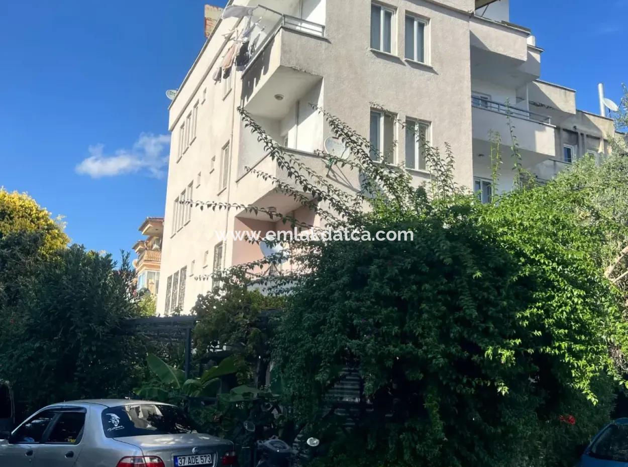 Complete Building With 7 Apartments And 1 Shop For Sale In The Center Of Marmaris