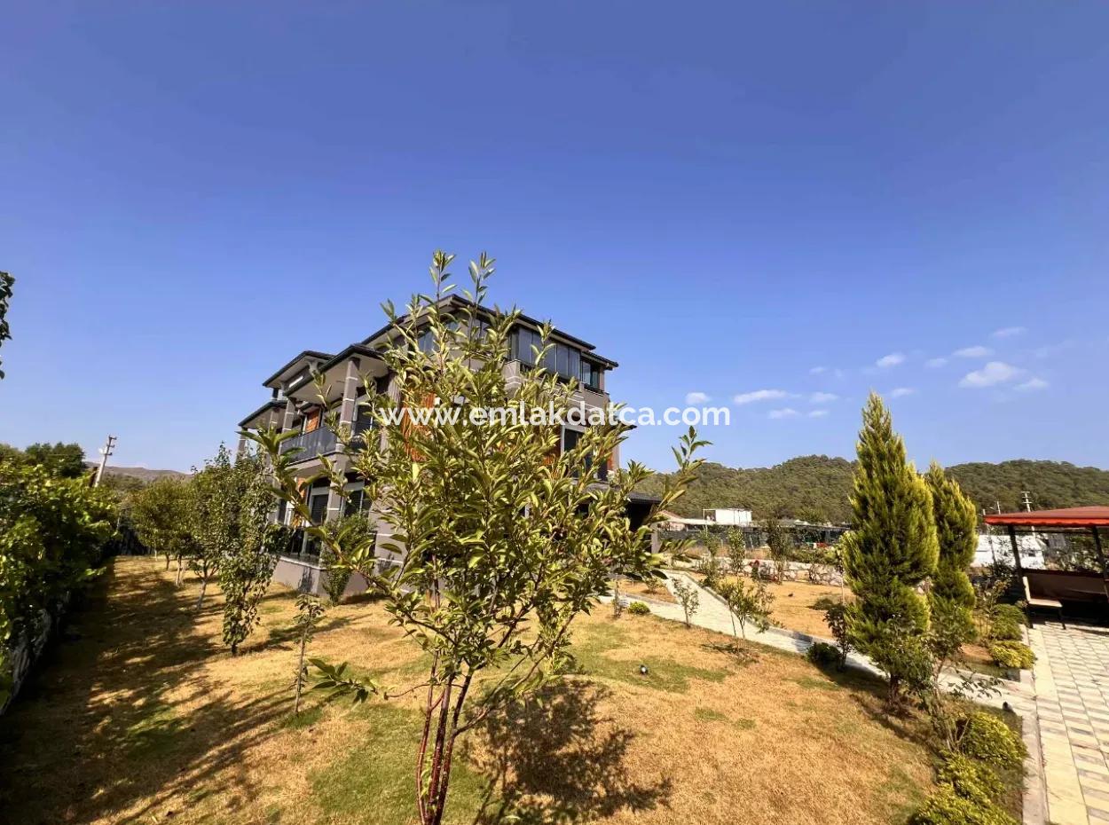 Great Portfolio! The Unique Nature Of Marmaris And Its Location Close To The Center. 5 Units Of 2 1 Fully Furnished Apartments Suitable For Corporate Rental In The Building