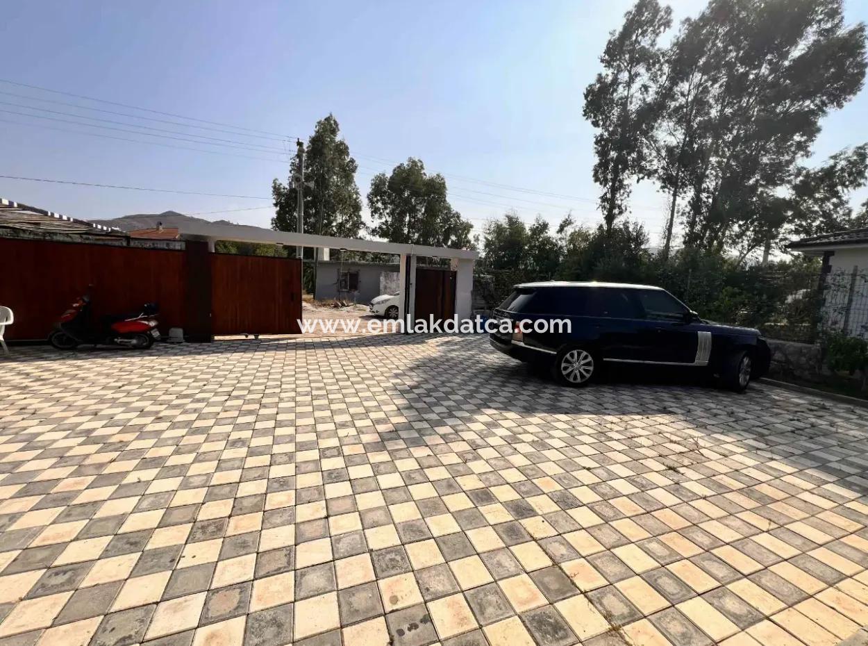 Great Portfolio! The Unique Nature Of Marmaris And Its Location Close To The Center. 5 Units Of 2 1 Fully Furnished Apartments Suitable For Corporate Rental In The Building