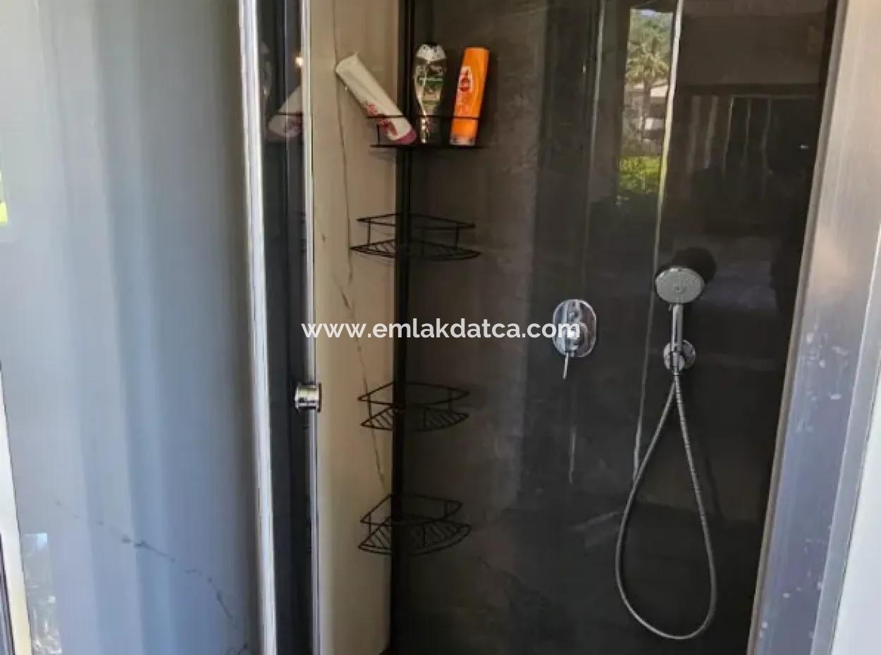 Camiavlu Neighborhood 3 1 Reverse Duplex For Sale In A Secure Site With Pool