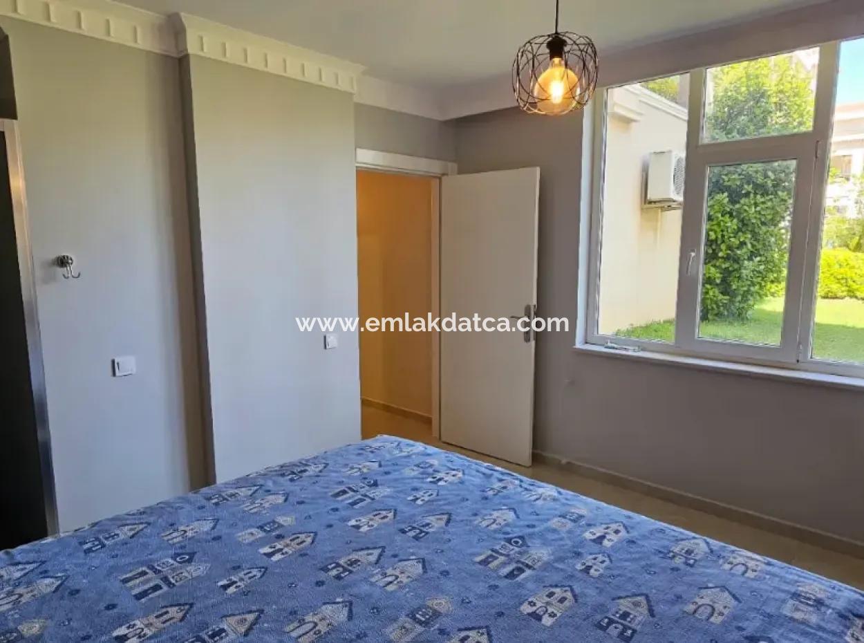 Camiavlu Neighborhood 3 1 Reverse Duplex For Sale In A Secure Site With Pool