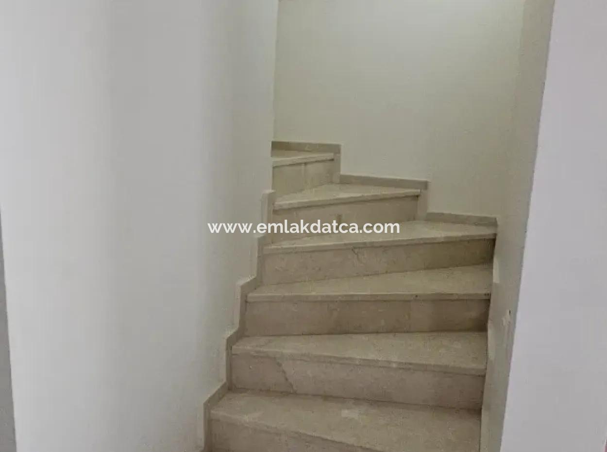 Beldibi Neighborhood 2 1 Reverse Duplex Furnished Flat For Rent