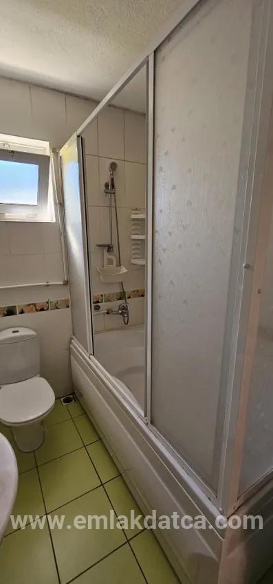 В İçmeler'de краткосрочная аренда 2+1 квартиры, кухня, отличная квартира