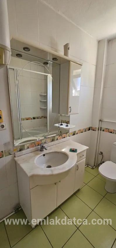В İçmeler'de краткосрочная аренда 2+1 квартиры, кухня, отличная квартира