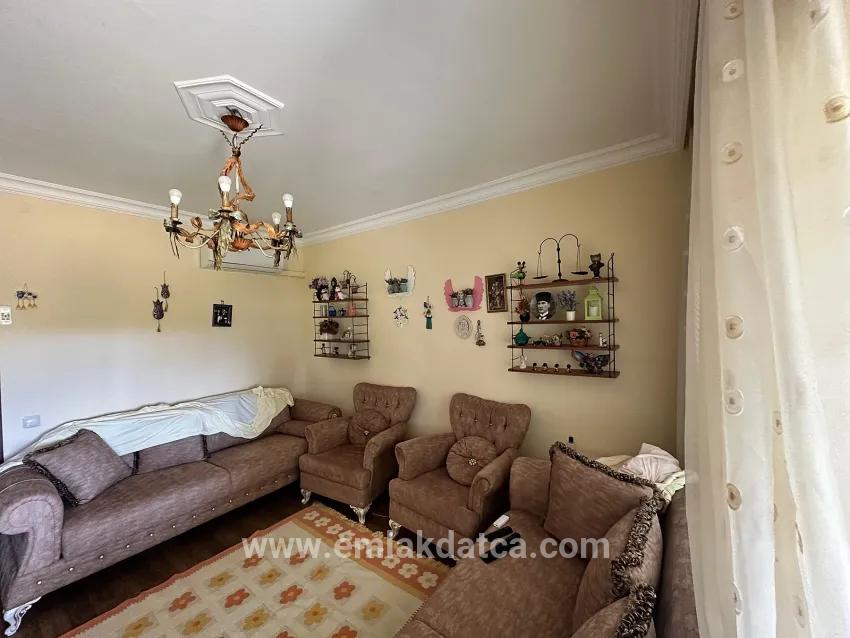 Hisarönü'nde 2+1 Eşyalı Kiralık Daire – Sahile 100 m