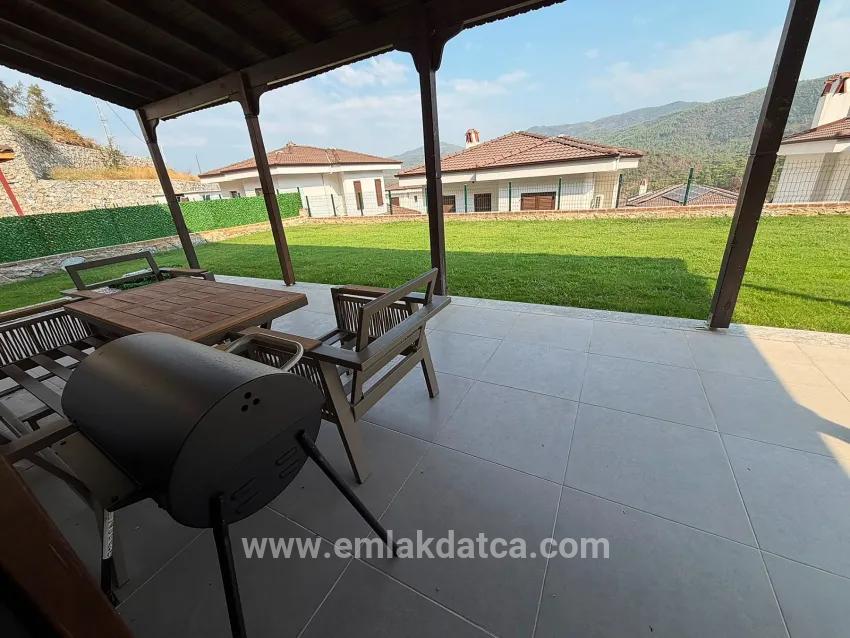 Marmaris Çetibeli Mah. Kiralık 5+1 Villa - 220 m²