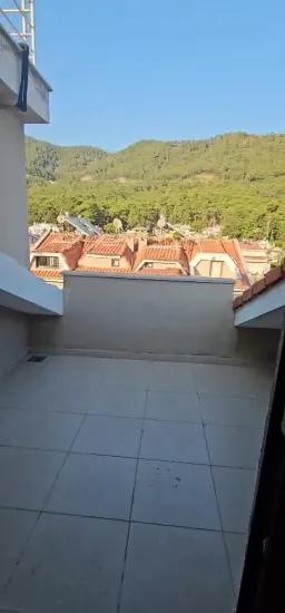 Beldibi’nde sıfır ayarında genç binada ferah ve geniş 3+1 kiralık daire