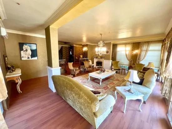 Satılık 4+2 Villa – 970 m² Arsa Payı – Armutalan