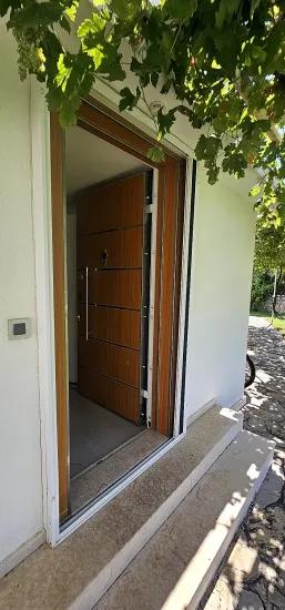 Marmaris İçmeler Denize Sıfır Dubleks Müstakil Eşyalı Satılık 3+1
