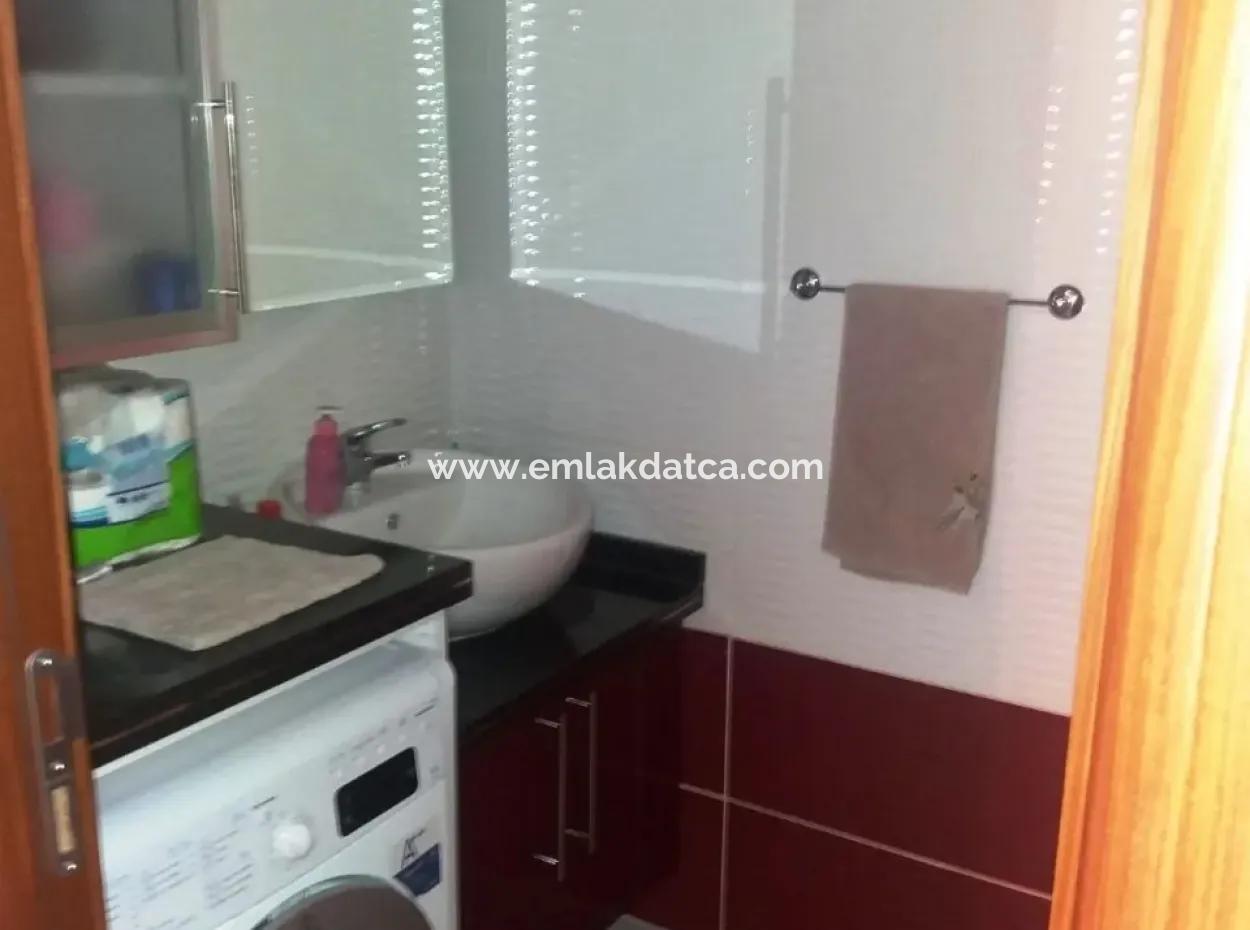 Marmaris İçinde 7000M2 Arsa Üzerine Kurulu 8 Oda Çiftlik Evi Havuz Mevcut