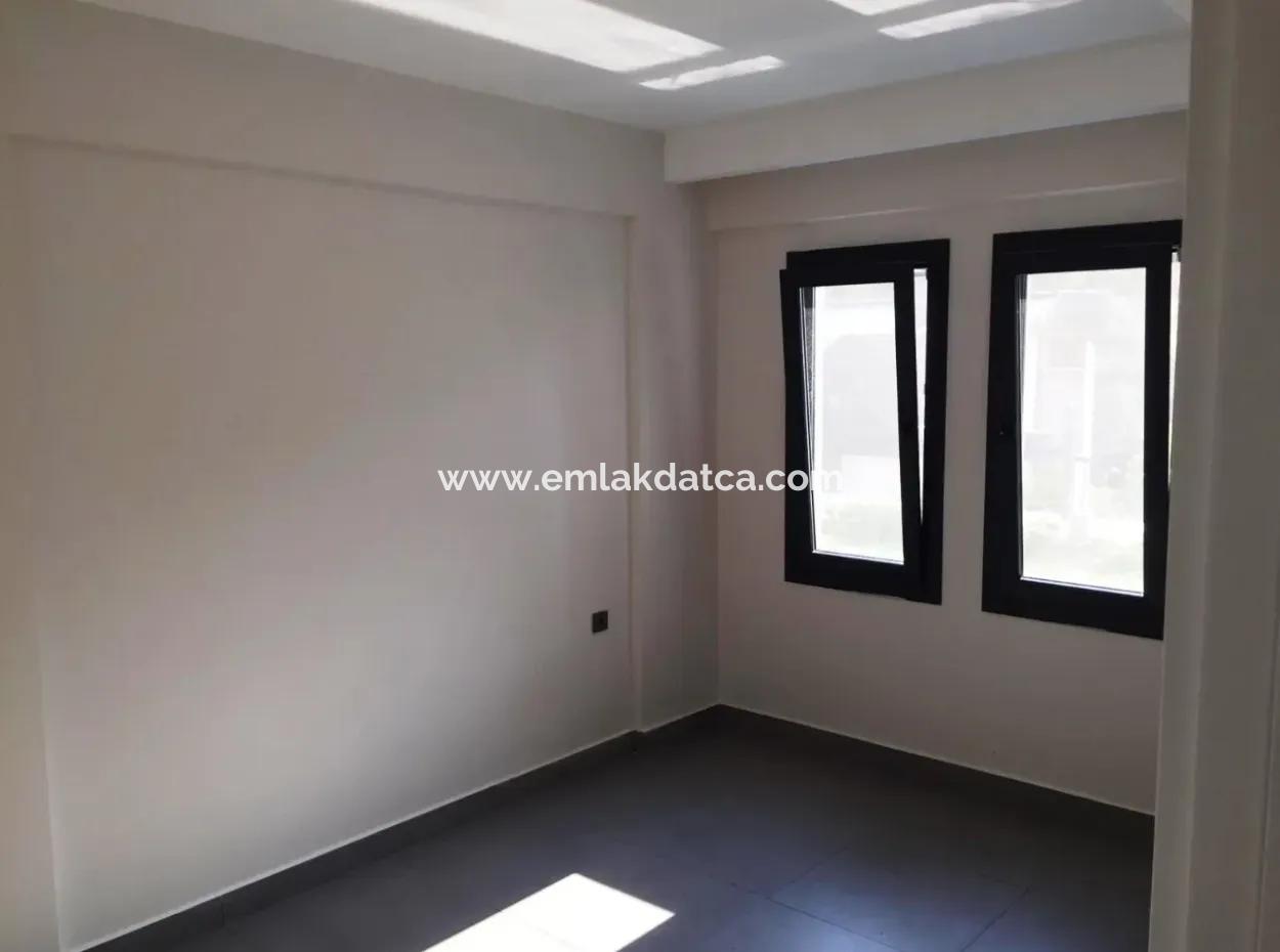 Marmaris İlçesi Beldibi Mahallesinde Satılık Müstakil Havuzlu 4 Oda 2 Salon 220 M2 Havuzlu Akıllı  Villa