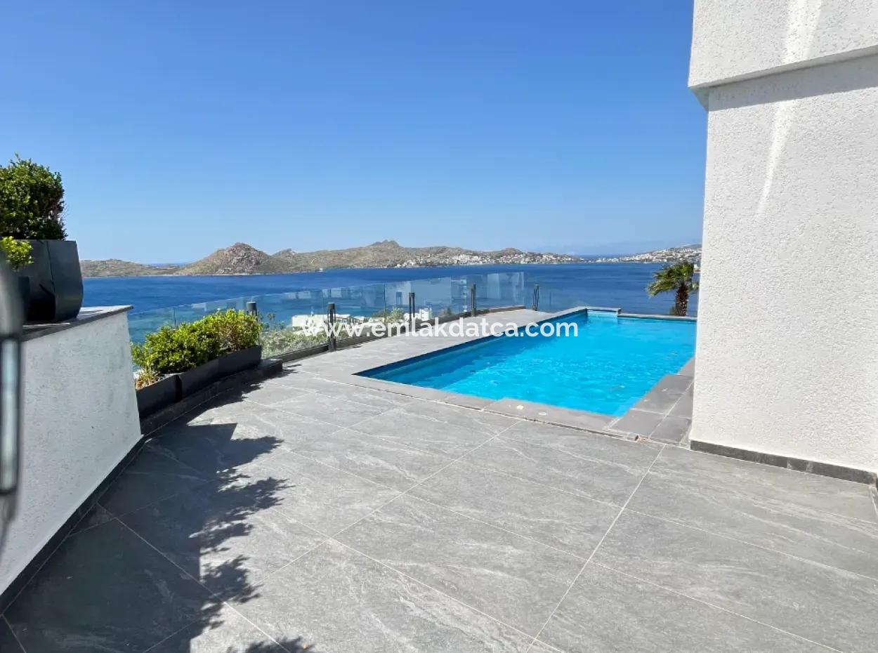 Yalıkavak Marinaya Sadece Bir Kaç Dakika Mesafede Tam Müstakil Villa