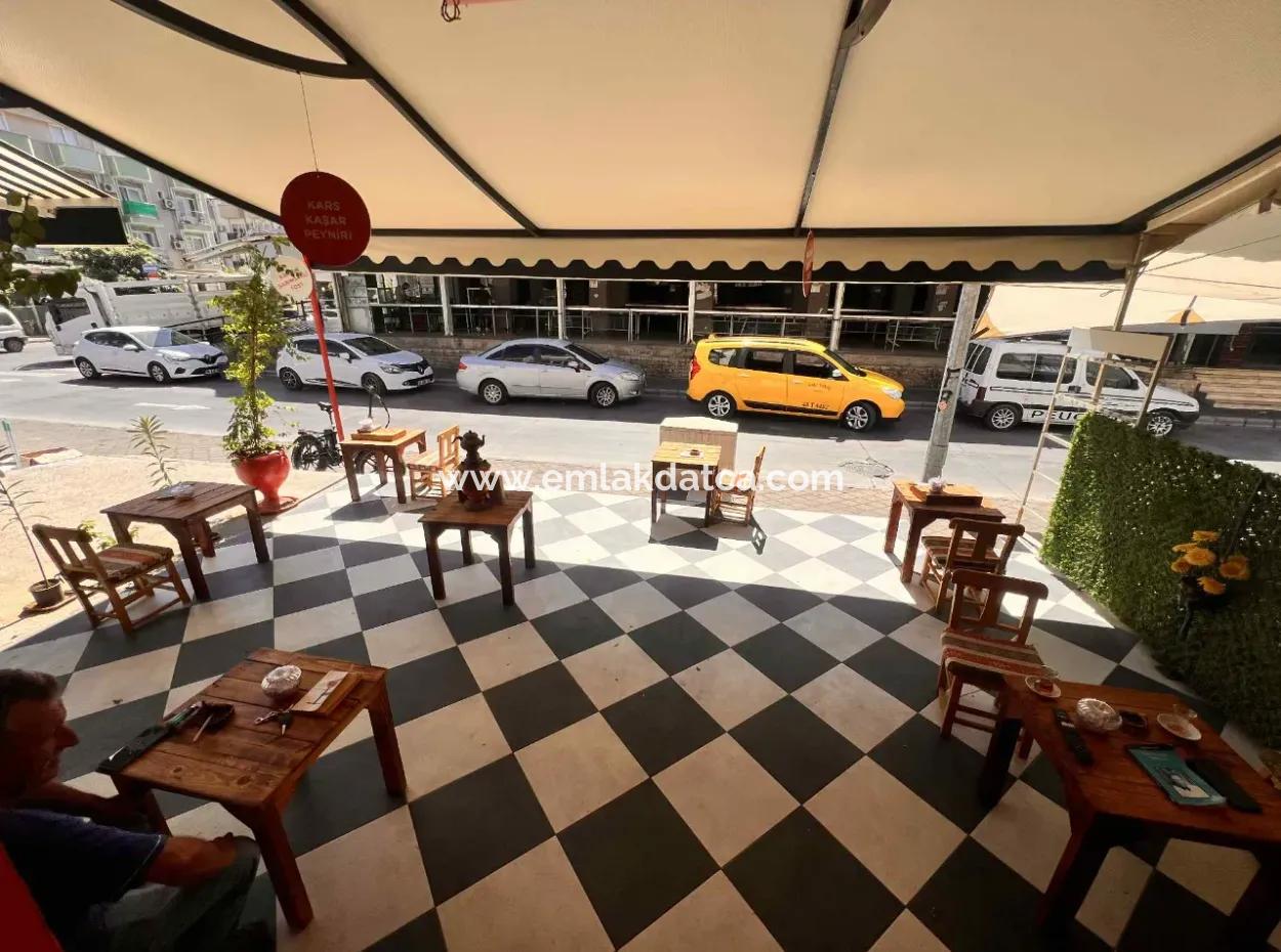 Marmaris Hareketli Merkezinde Eşsiz Konsepti İle Hazır Müşterisi Olan Satılık Dükkan