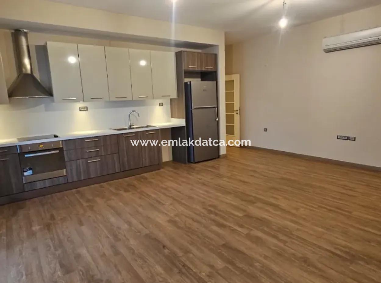 Siteler Mahallesi Denize Sıfır 2+1 Kiralık Daire