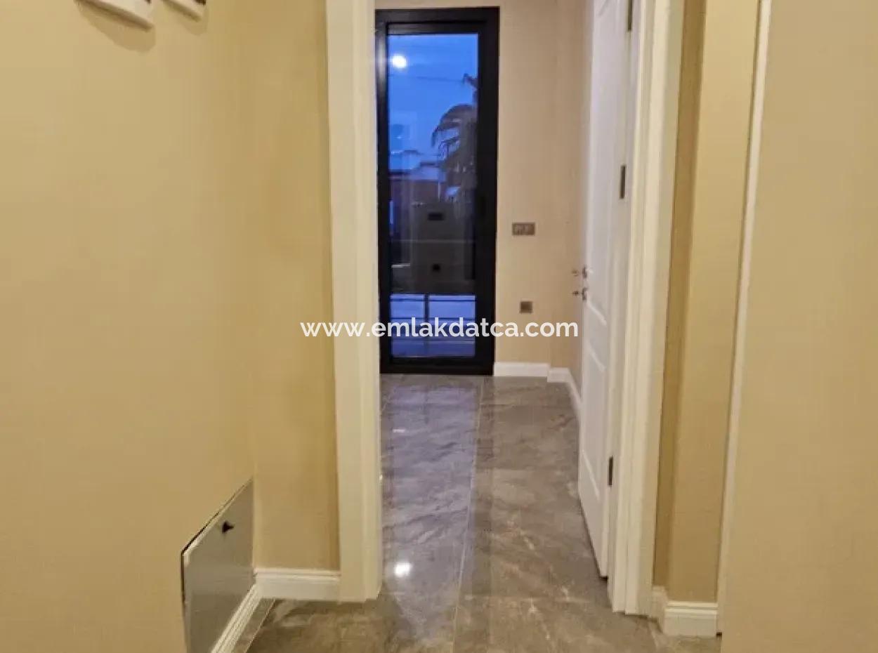 İçmeler Mahallesi 4+1 Tam Müstakil Sıfır Satılık Villa