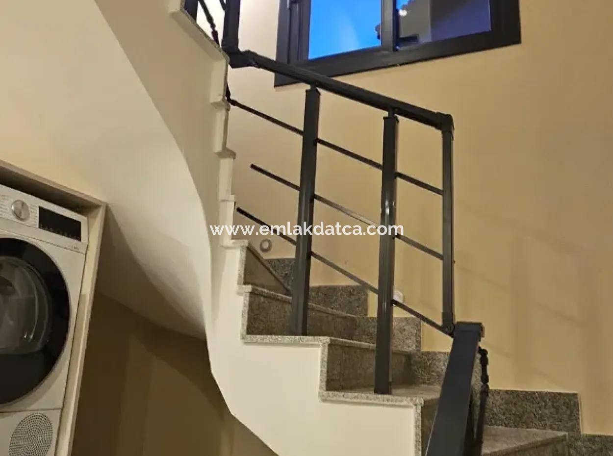 İçmeler Mahallesi 4+1 Tam Müstakil Sıfır Satılık Villa