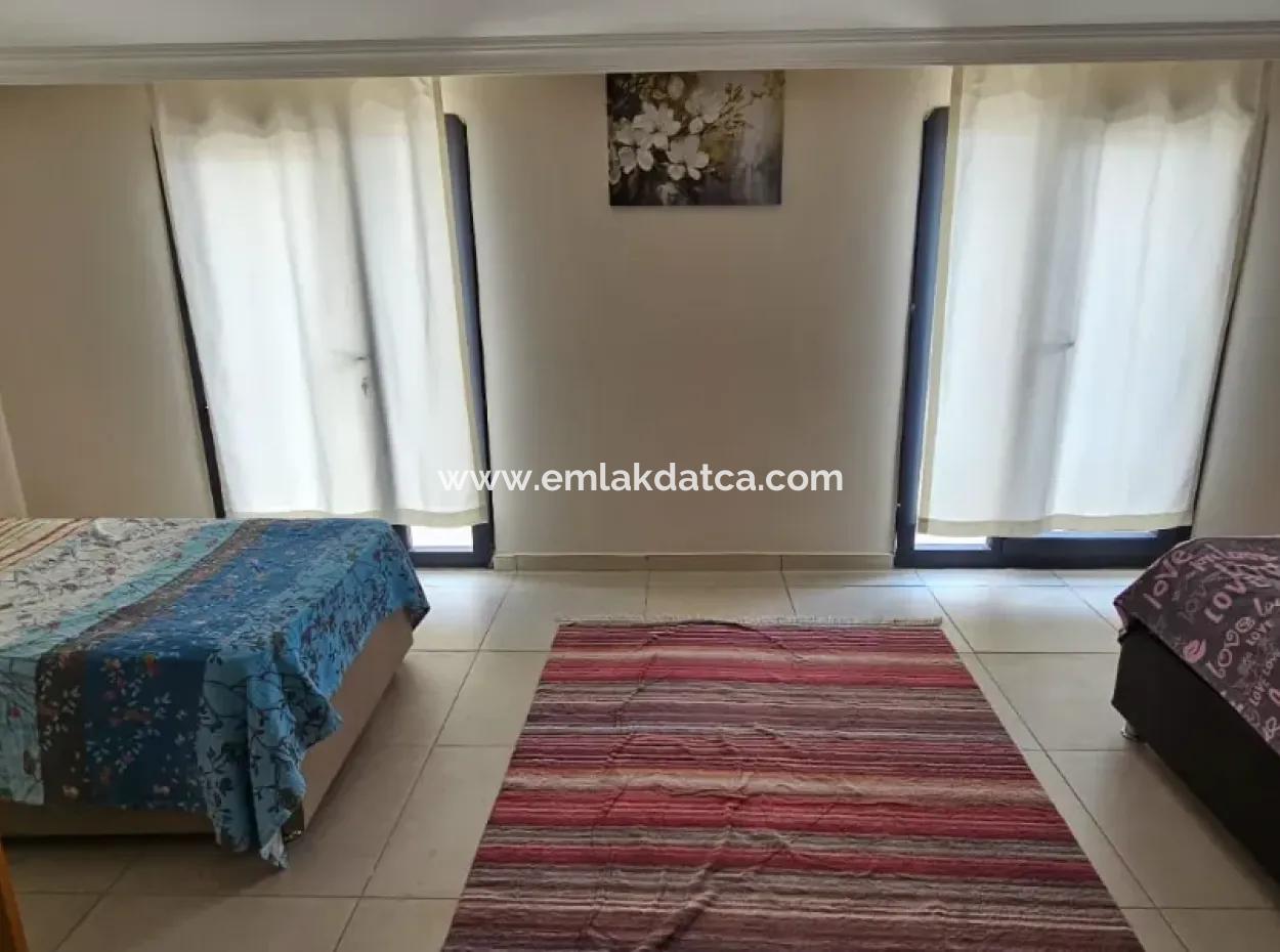 Beldibi Mahallesi 2+1 Ters Dubleks Eşyalı Kiralık Daire