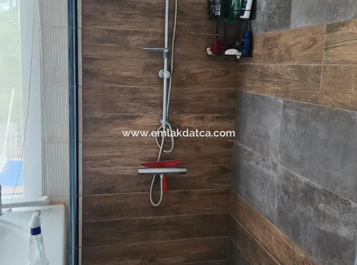 Ortaca Mahallesi Satılık 10.000 M2 İçerisinde Özel Yapım Havuzlu Çiftlik Evi