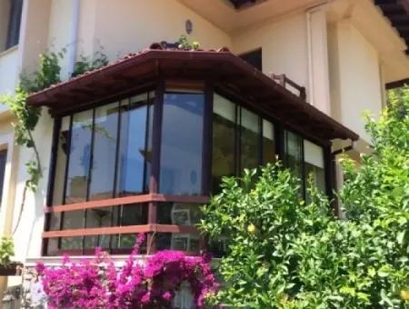 Muğla İli Ula İlçesi Ataköy Mahallesinde Satılık İkiz Müstakil Bahçeli Villa