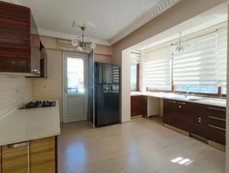 Marmaris İlçesi Beldibi Mahallesi Doğa Manzaralı Yüzme Havuzlu Site İçerisinde 3+1 Bahçe Dubleks Satılık Daire