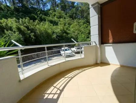 Marmaris İlçesi Beldibi Mahallesi Doğa Manzaralı Yüzme Havuzlu Site İçerisinde 3+1 Bahçe Dubleks Satılık Daire