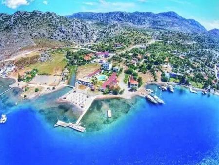 Marmaris,Den 40 Km Uzaklıkta Denize Sıfır Satılık 30 Oda Butik Otel